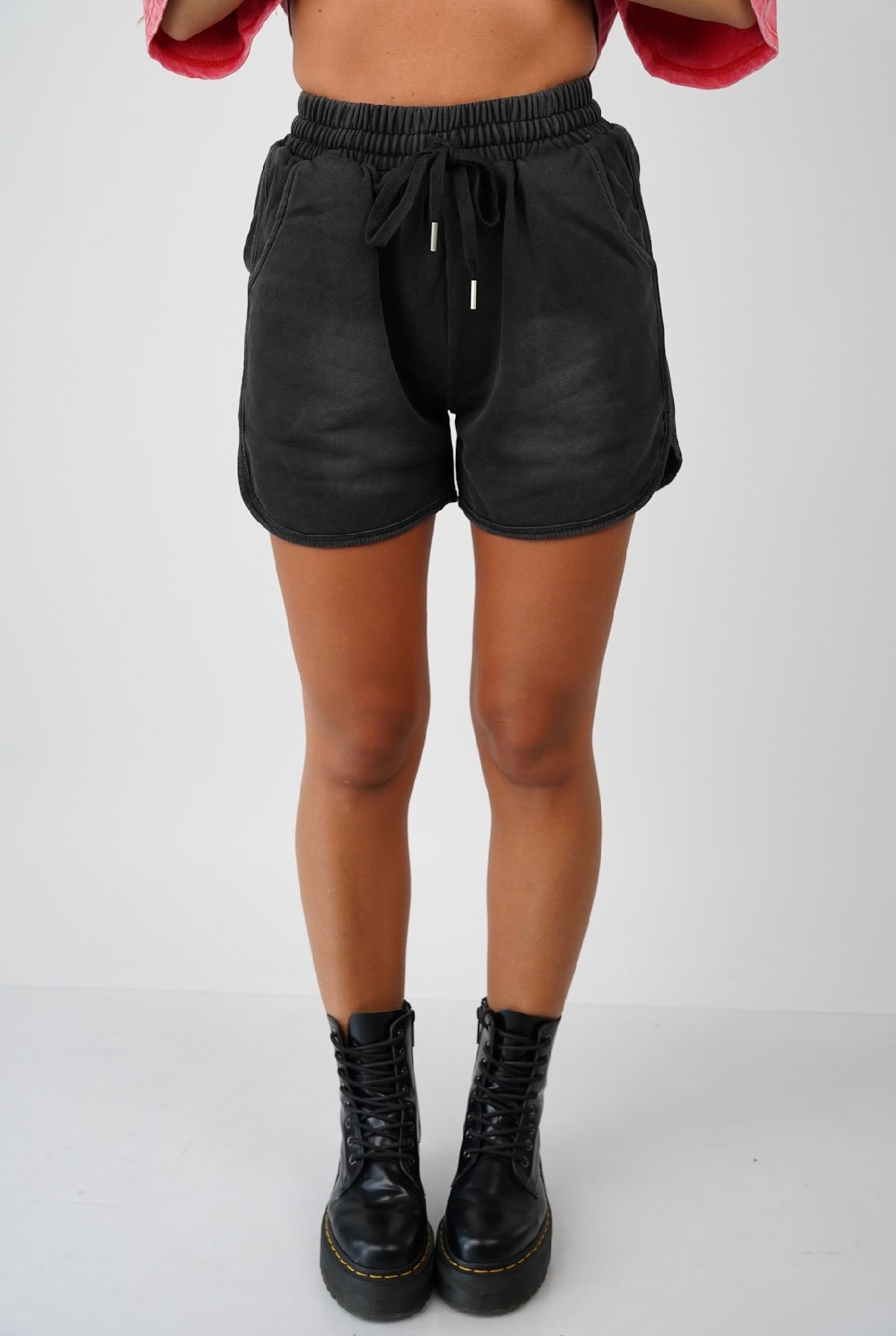 Julian Graphic Vintage Washed Shorts