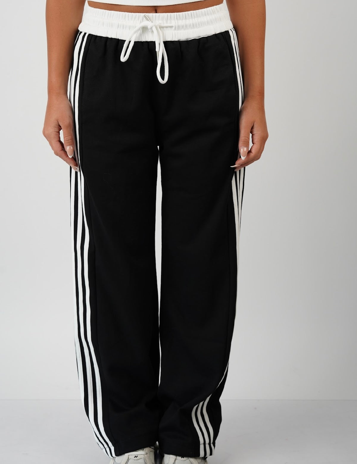 Max Side Stripe Pants