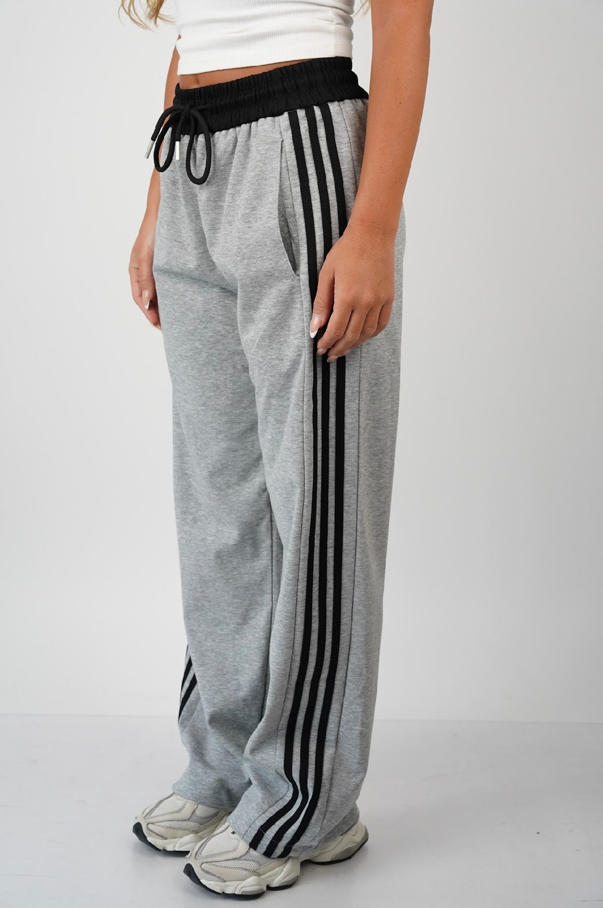 Max Side Stripe Pants