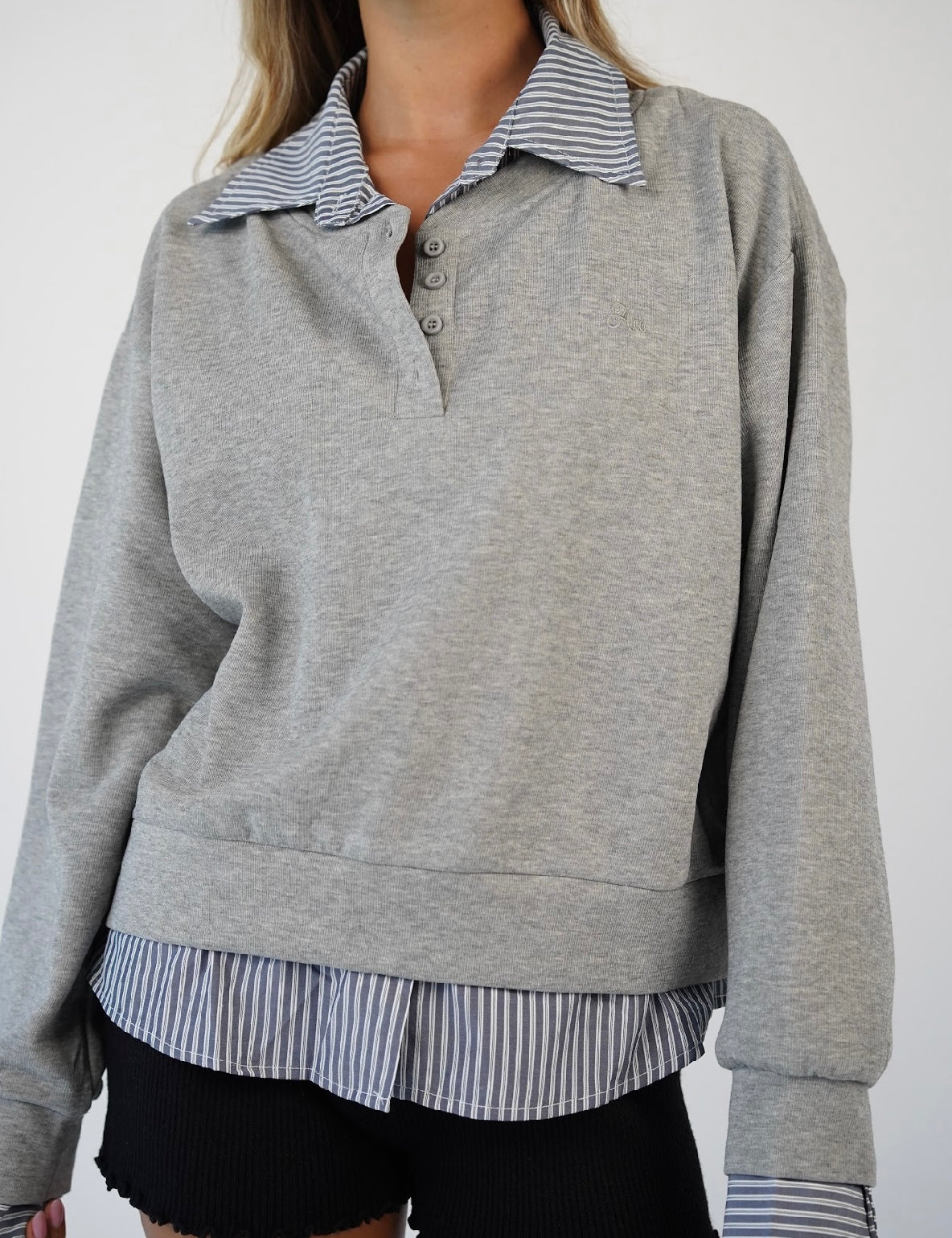 חולצת פוטר אוליביה עם צווארון פסים