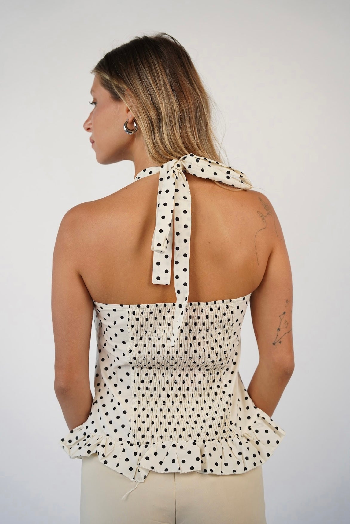 גופיית נקודות מריה