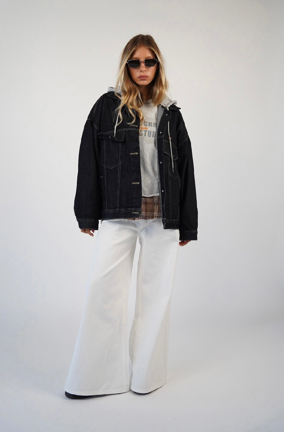 ג׳קט ג׳ינס עם כובע בד דילן