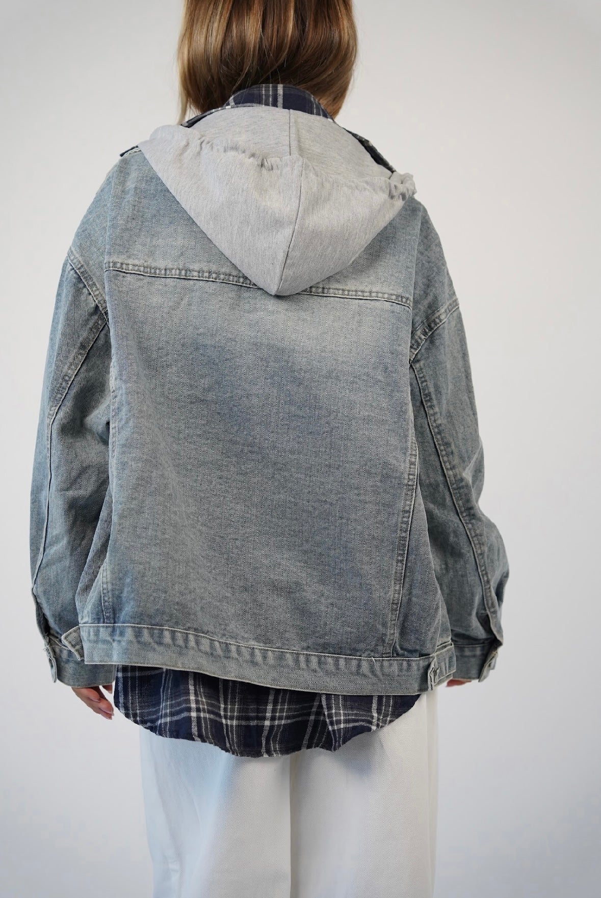 ג׳קט ג׳ינס עם כובע בד דילן