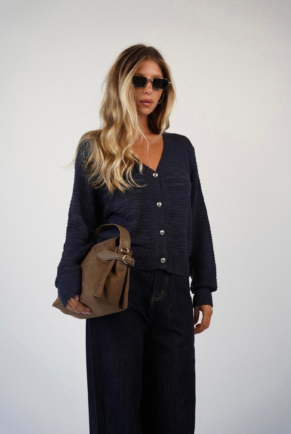 סריג כפתורים קמילה