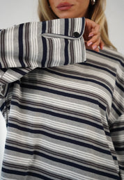 חולצת פסים עם כפתור בשרוול ניקה
