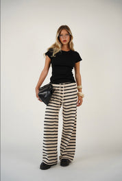 חולצת בייסיק שרוול קצר ויקי