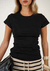 חולצת בייסיק שרוול קצר ויקי