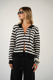 ג׳קט סריג פסים עם כובע אית׳ן