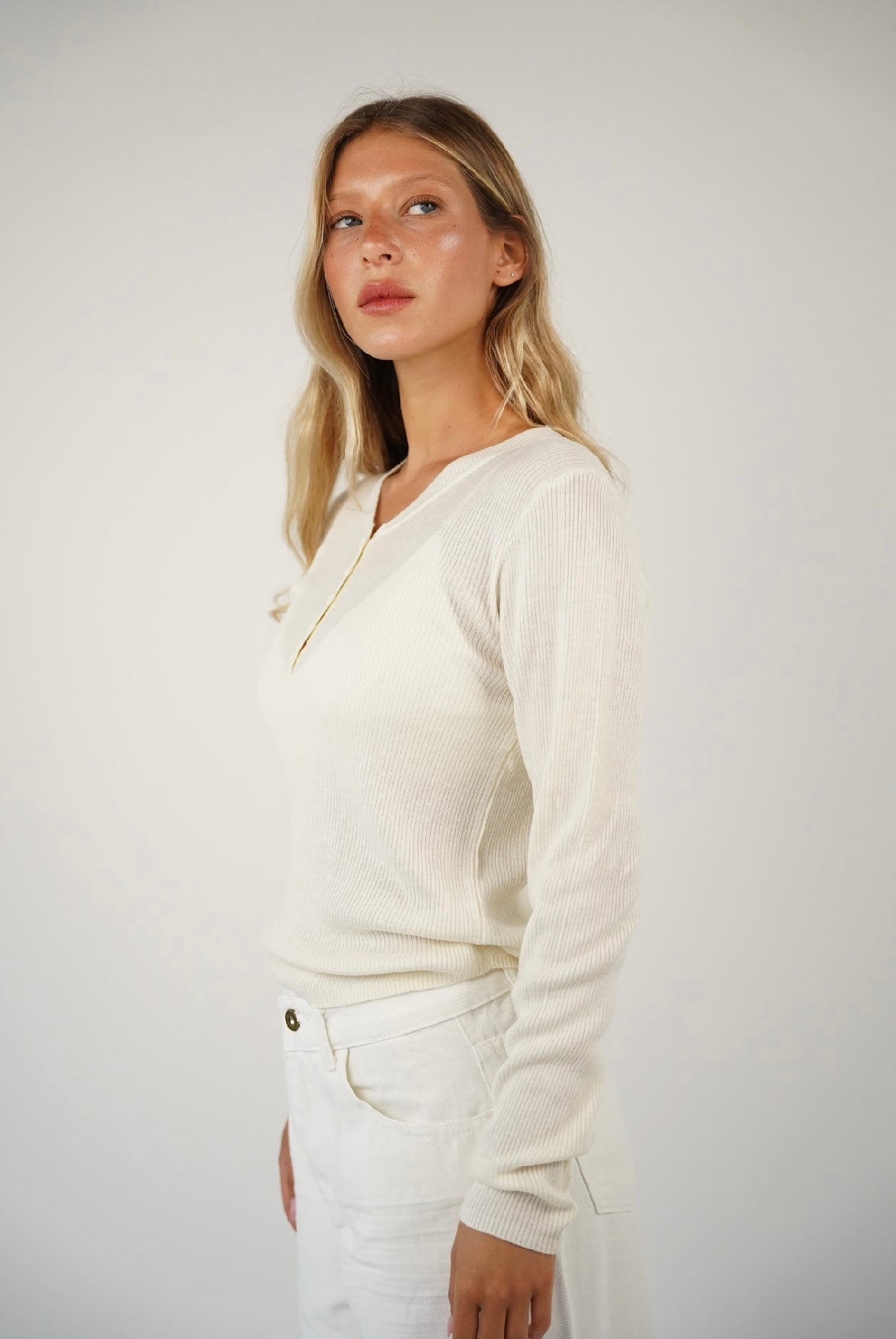 חולצה מבד ריב הילי