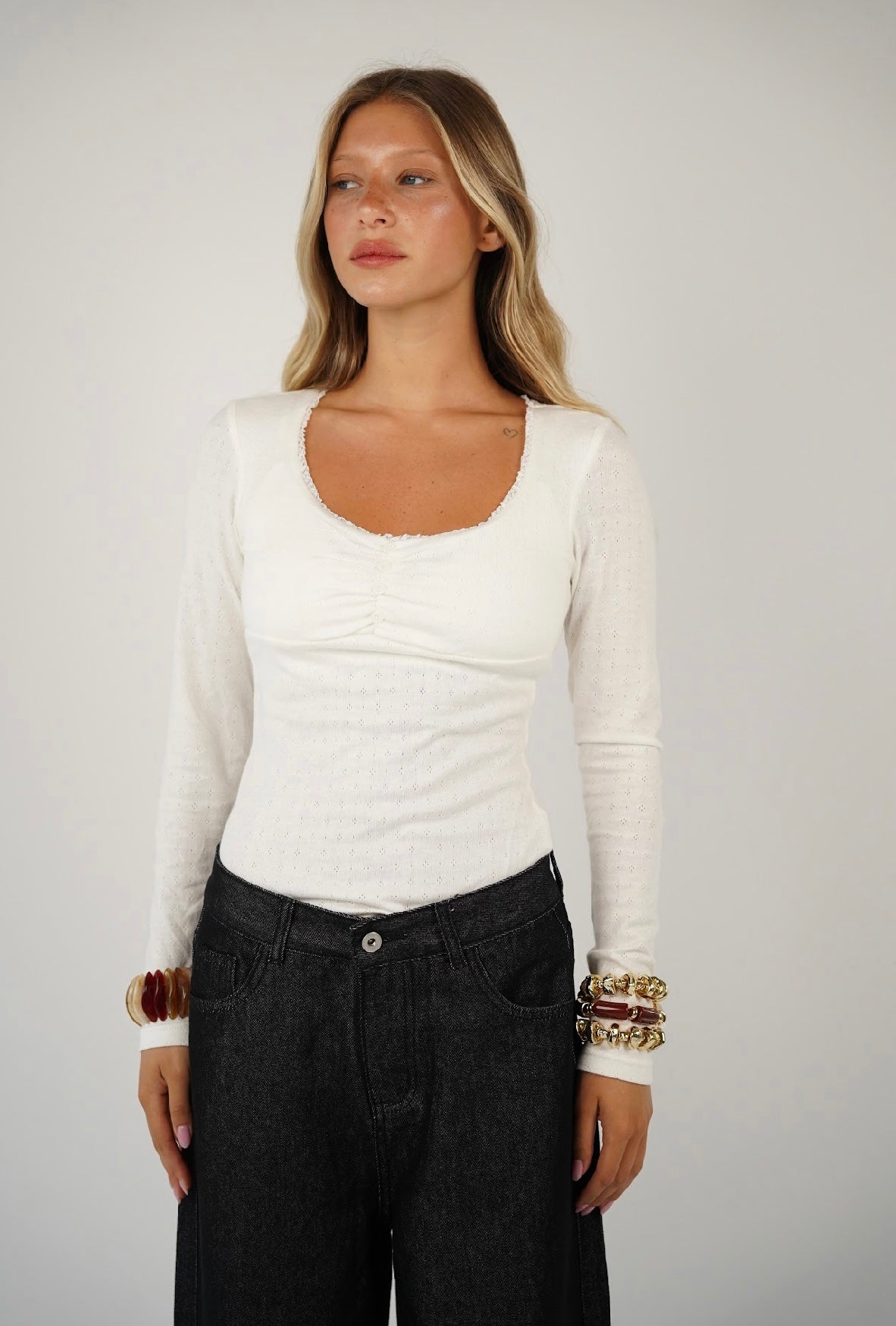 חולצת גימור פרחוני סטייסי