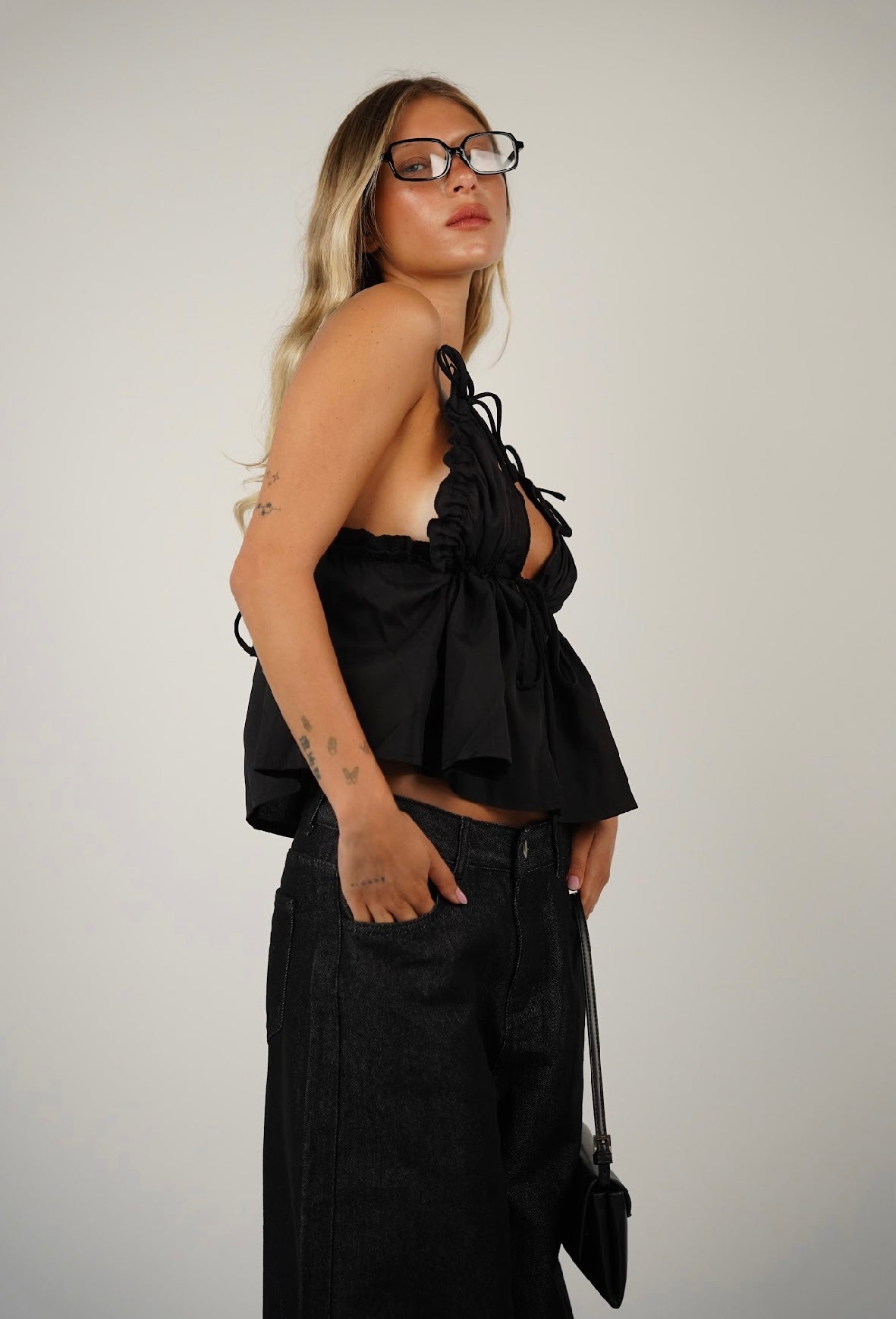 גופיית קשירות קיארה