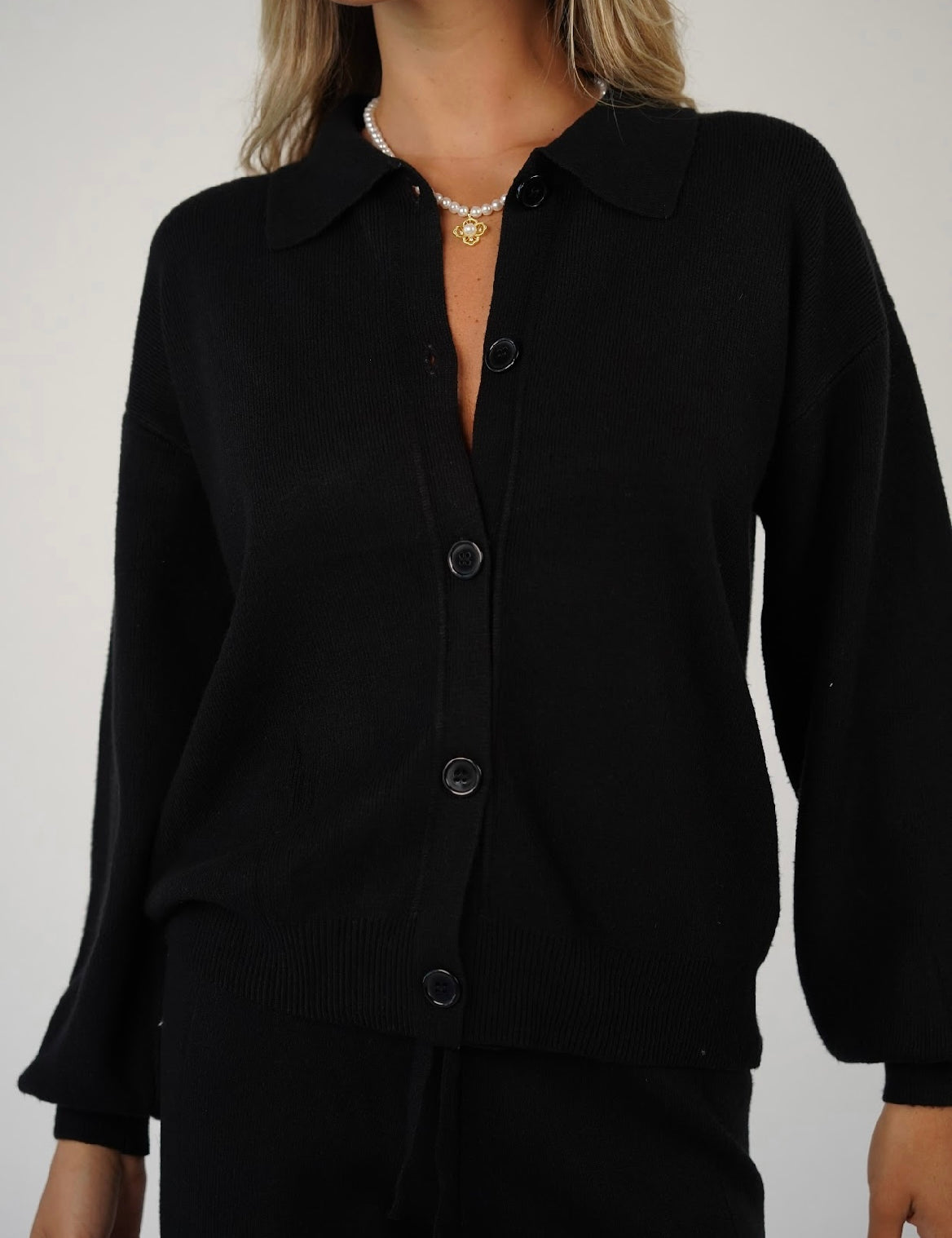 חליפת סריג עומר