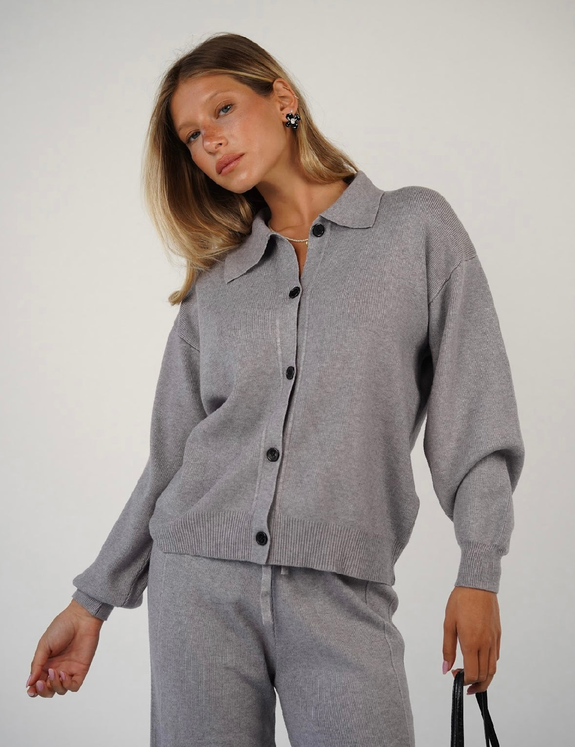 חליפת סריג עומר