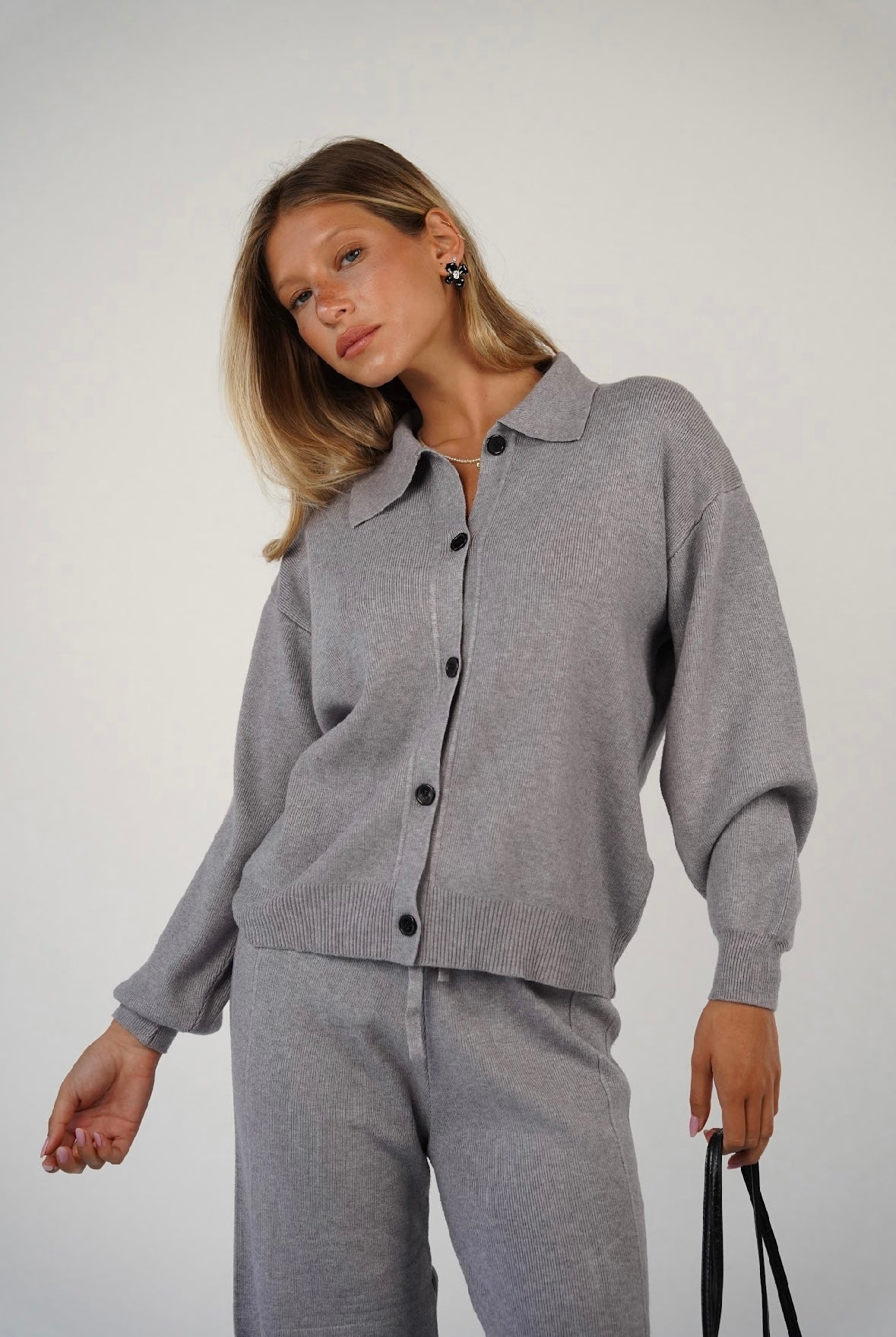 חליפת סריג עומר