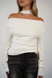 חולצה עם שרוולים נופלים מיקה